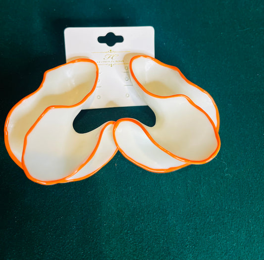 Shell earrings